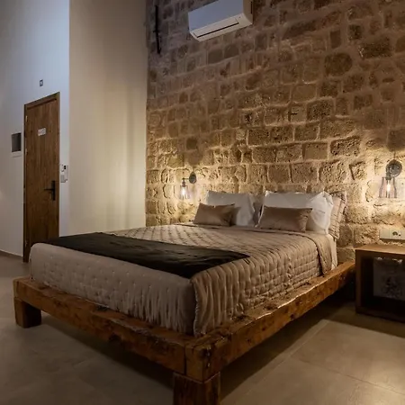Отель Ancient Knights Luxury *