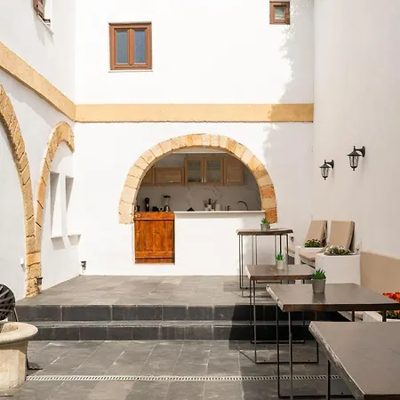 Hotel Ancient Knights Luxury Rhodes City