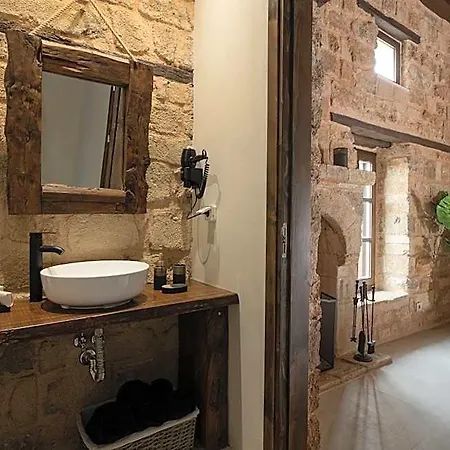 Ancient Knights Luxury