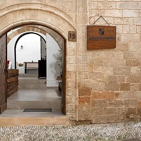 מלון Ancient Knights Luxury