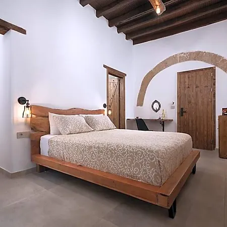 Ancient Knights Luxury 3*