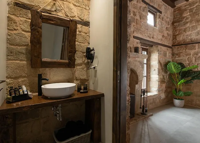 Otel Ancient Knights Luxury 3*