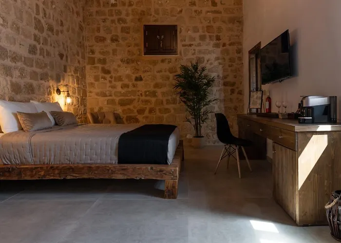 Ancient Knights Luxury Otel 3*