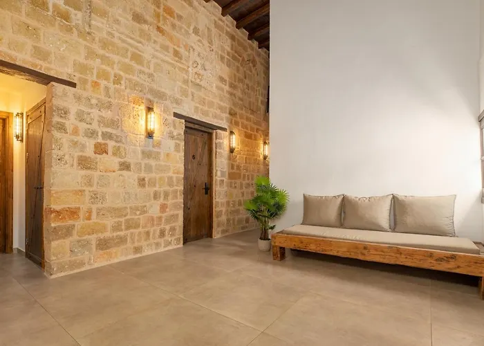 Ancient Knights Luxury Otel 3*